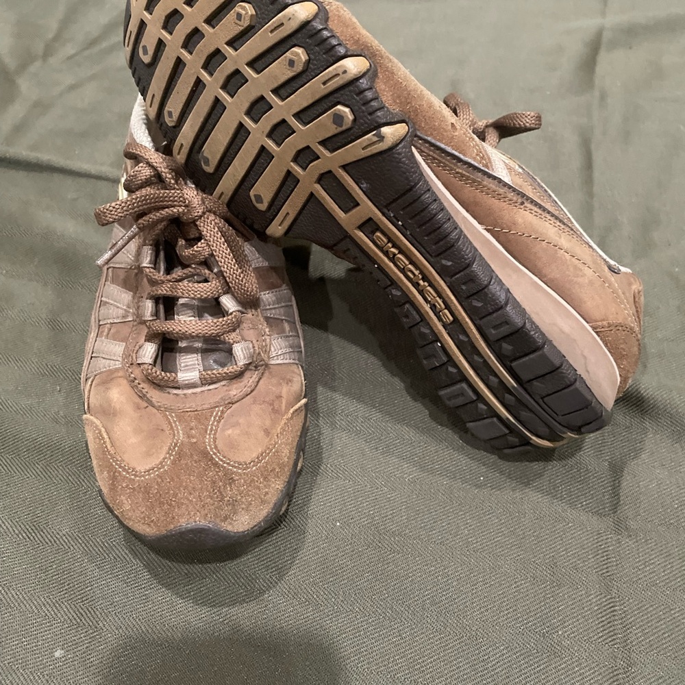 Skechers Women’s Brown Sneakers good condition